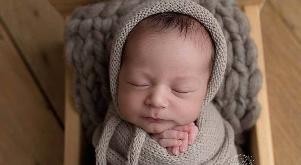 Newborn de Newborn - foto de recém-nascido