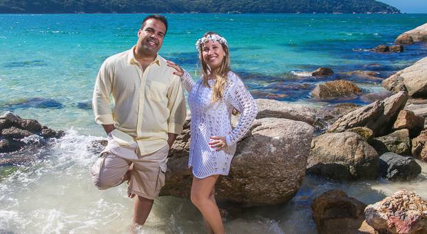 Ensaios de | Ensaio Pré Casamento RJ-Carla e Romulo-Arraial do Cabo-RJ|