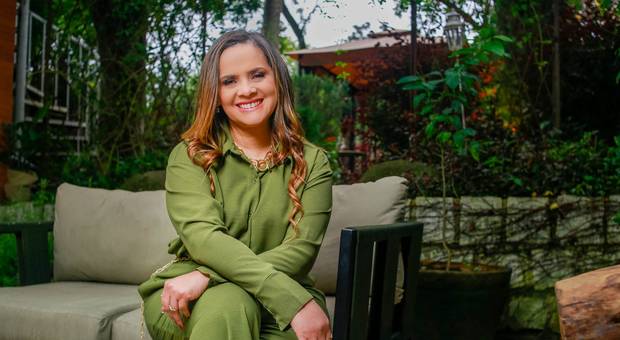 Business de Débora Oliveira - Mentoria de Carreira