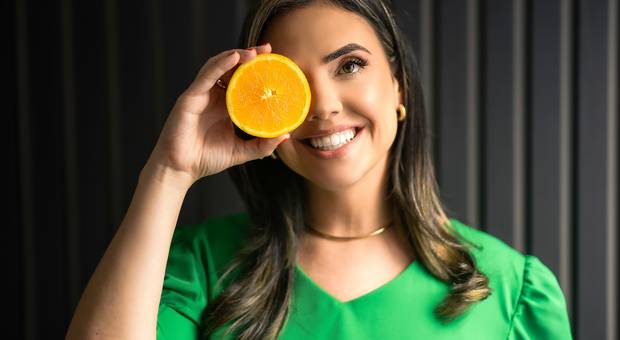 Retrato Corporativo de Ana Paula, Nutri