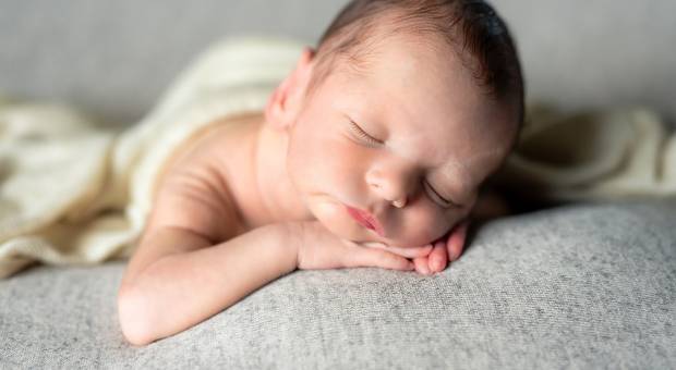 Newborn de Noah, 12 dias