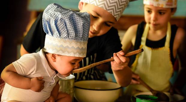 Família de Pati, Robledo, Esteban, Sophia e Matteo