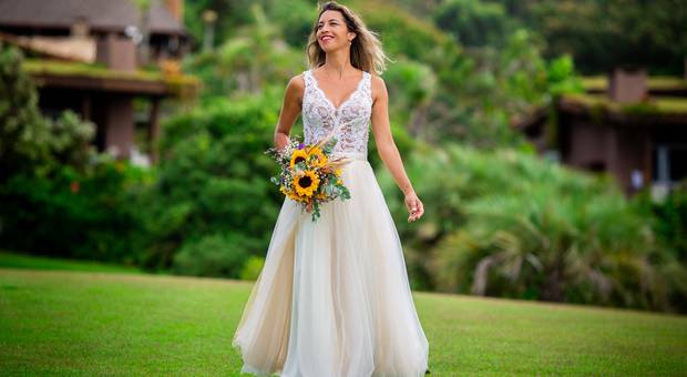 CASAMENTOS de Casamento na Praia do Rosa SC – Leticia & Marlon