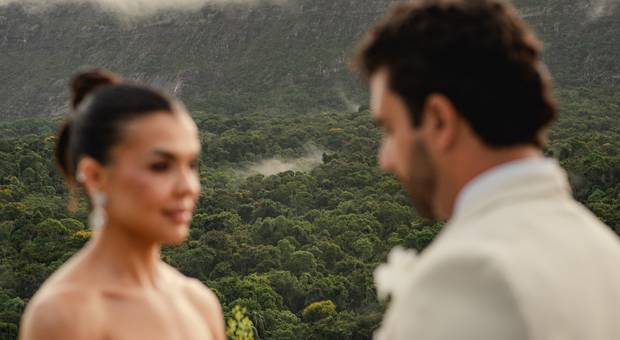 Foto de Casamento no Hotel Conceito Bowi em Tiradentes ao pé da serra de São José - Samila e Mateus