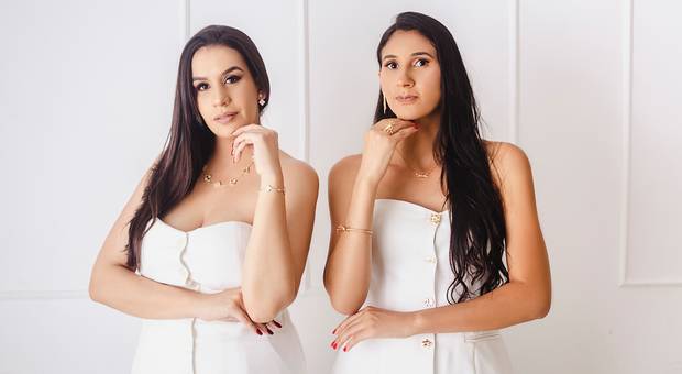 Corporativo de HOVER - Semijoias