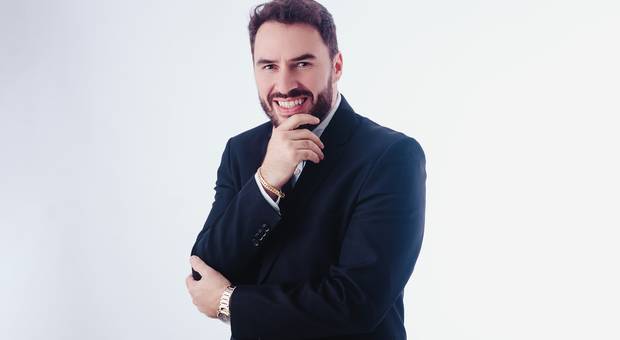 Corporativo de Isack Raphael 