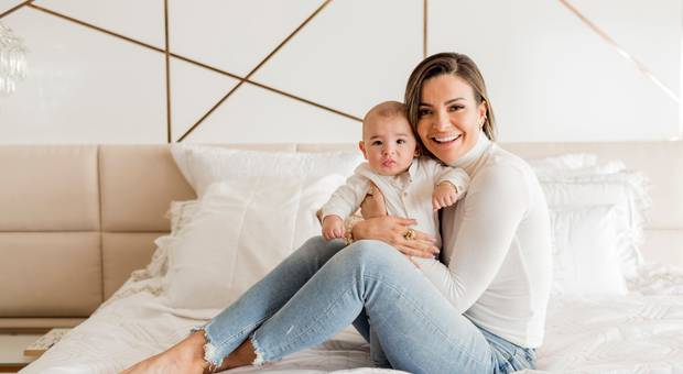 Acompanhamento Bebê de Ensaio Família