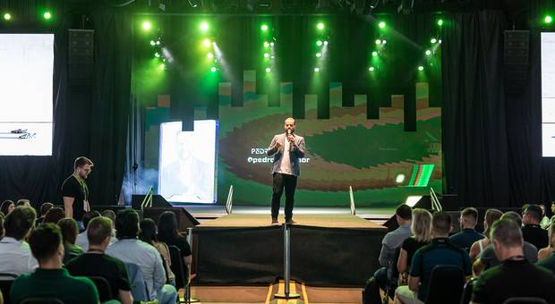 EVENTOS CORPORATIVOS de EVENTOS CORPORATIVOS