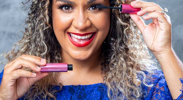 CORPORATIVO de CONSTRUÇÃO DE IMAGEM - MAQUIADORA