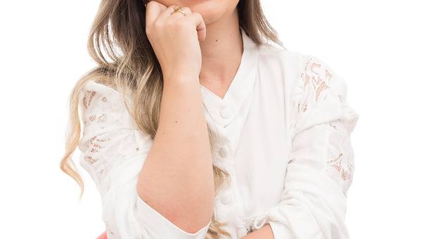 Ensaio corporativo de Thayane Adalice, psicóloga