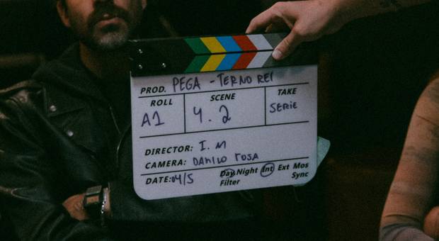 MAKING OF de mkg of / pega - terno rei 