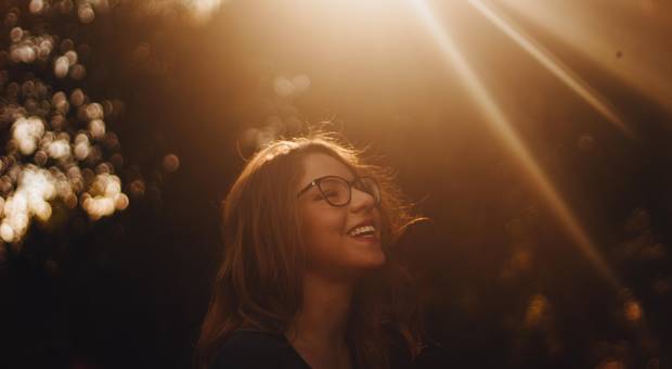 Feminino de Mariana Oliveira
