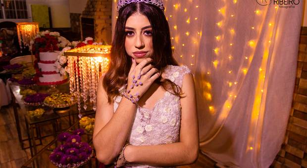 15 Anos de AMANDA BUENO 