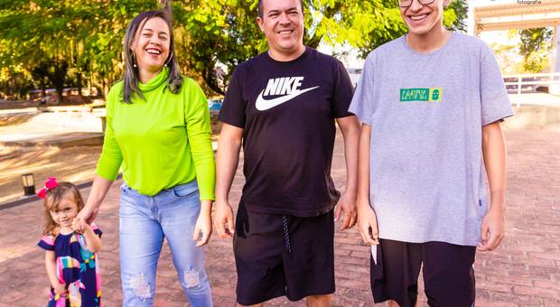 Família de KEILA PAES & FAMÍLIA