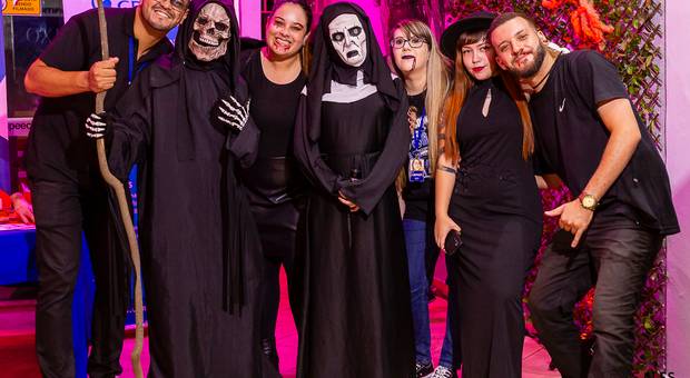 Publicidade de Halloween na Speech