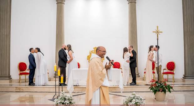 Casamentos de Casamento Comunitário 