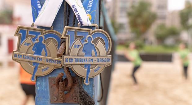 Corporativo de 10KM A TRIBUNA 2024 - ROCHAMAR E HAPAG LLOYD