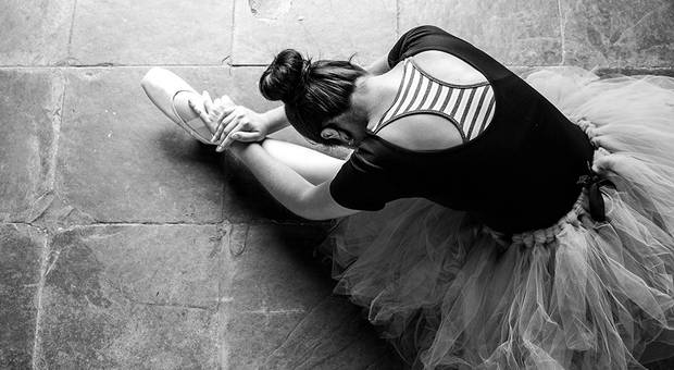 Banco de imagem para Empresas de Tríade Escola de Arte