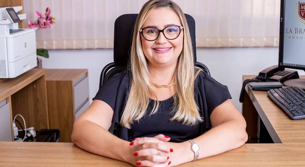 ENSAIO PROFISSIONAL de ENSAIO PROFISSIONAL  I MARISTELA