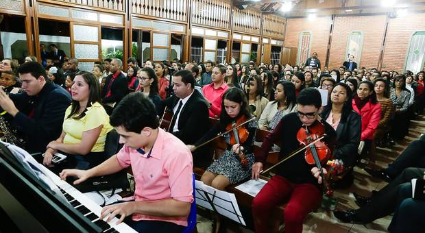 Fotos de Culto mês da família