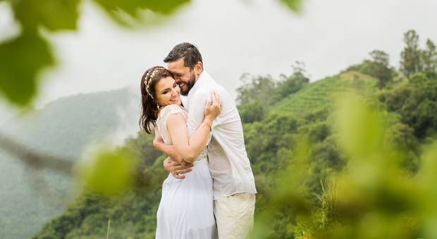 Pré Casamento de Ensaio na chuva | Deise e Rafael