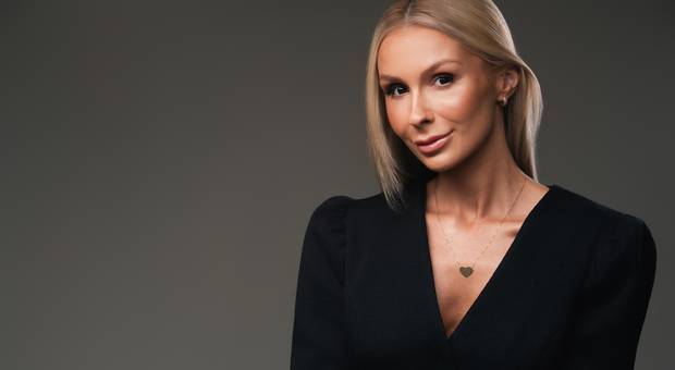 Corporativo de Brenda Ledur | Especialista em Lábios