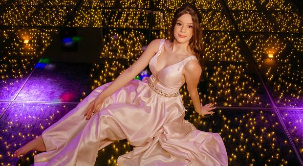 Debutante de Debutante Luisa 15 Anos