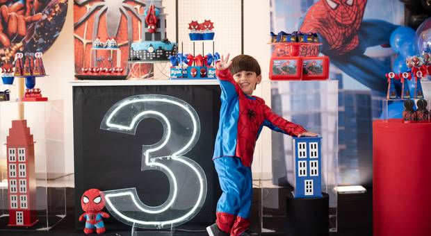 Aniversário Infantil de RYAN - 3 ANOS