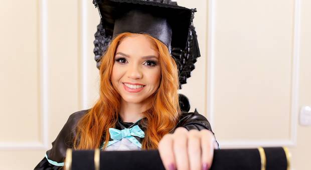 Formatura de Mayane - Biologia