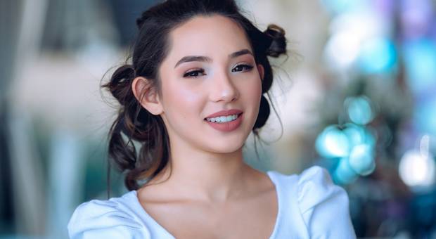 Sessão Fotográfica de 15 ANOS HELO