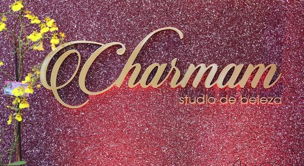 Sessão Fotográfica de Studio Charmam