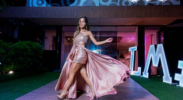 15 anos de 15 anos de Livia Melilo