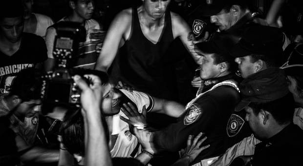 Documental de Democracia en Blanco y Negro