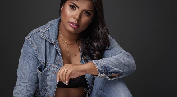 Feminino de Shooting Hyana