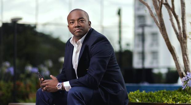 Retratos de Shooting Corporativo Gleidson e Lidijane