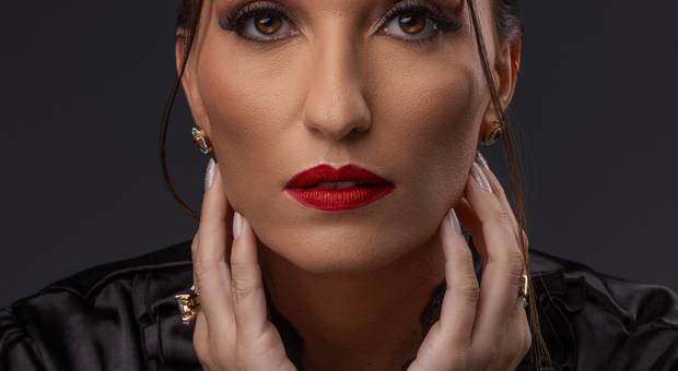 Retratos de Shooting Corporativo Ariana Silva