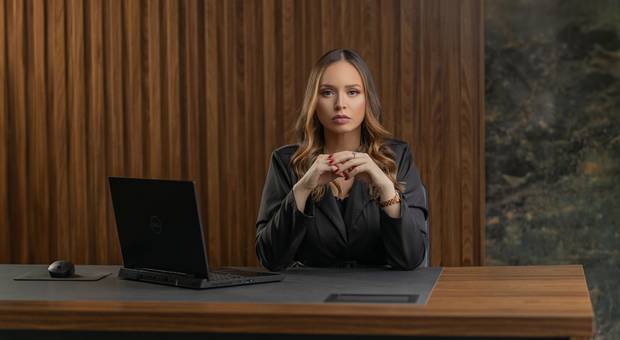 Retratos de Shooting Corporativo Cíntia Telles
