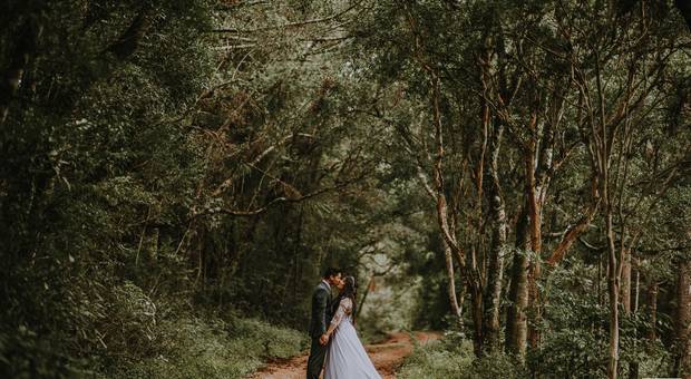 Pré Casamento / Casal de Trash the Dress - Jéssica e Fernando
