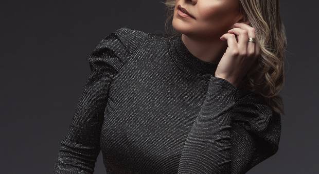 Feminino de Ensaio Caroline Pigozzi