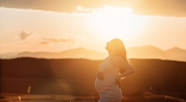 Ensaio Gestante de A espera da Alice