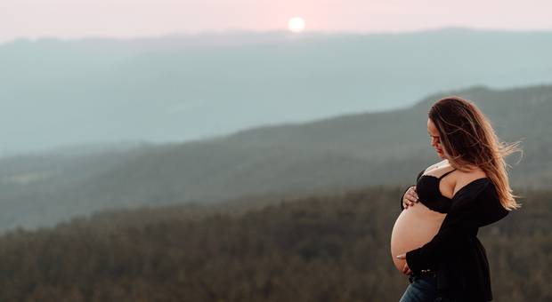 Ensaio Gestante de A espera do Noah