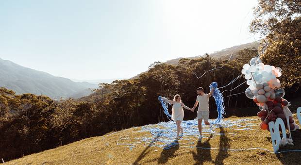 Chá revelação  de Sessão revelação Cati e Douglas 