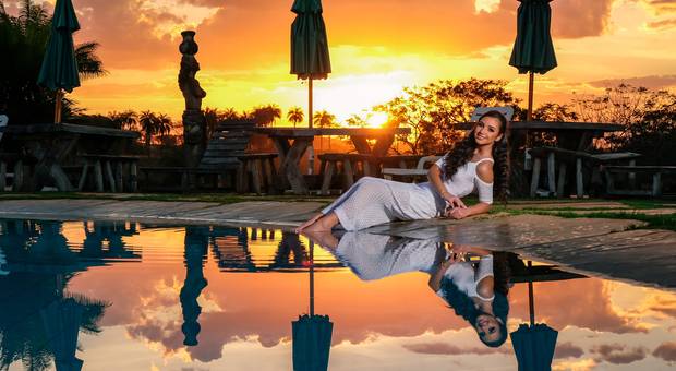 Debutante de Ensaio Debutante Solar Do Engenho / 15 anos Dayene