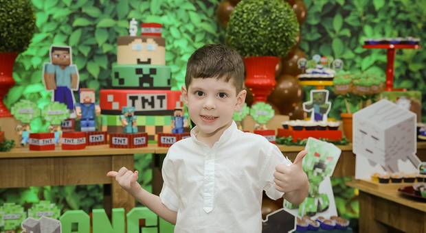 Festa Infantil  de ANGELO - 5 ANINHOS