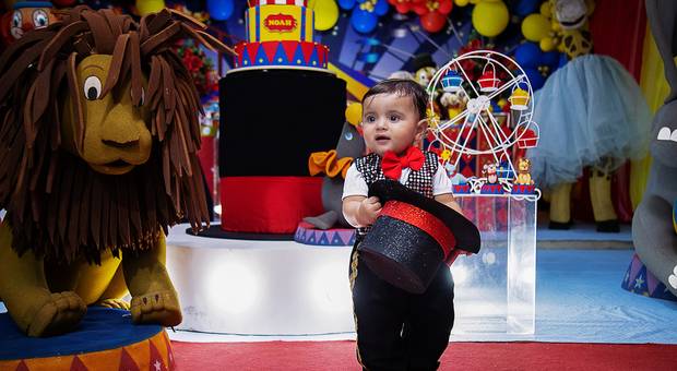 ANIVERSÁRIO de NOAH