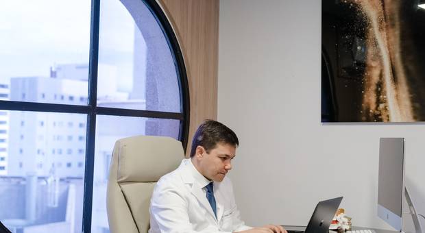 Retrato Corporativo de Dr José