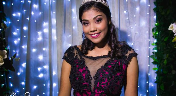 DEBUTANTE de JOICE OLIVEIRA