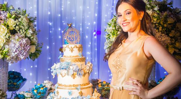 DEBUTANTE de GABRIELA BARBOSA