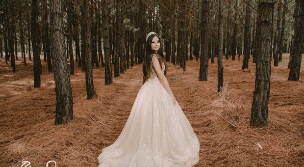 PRÉ DEBUTANTE de ISA MENDES