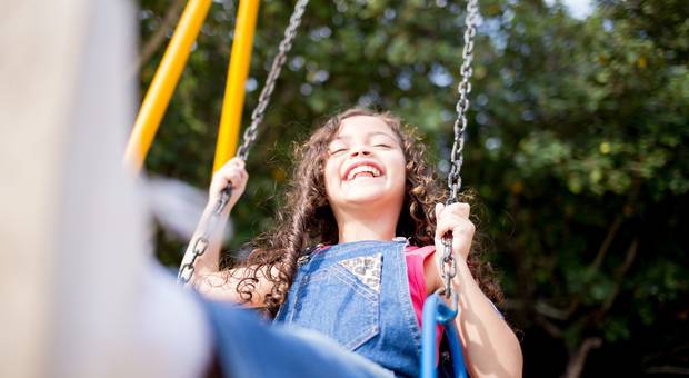 Ensaio infantil externo de Alice